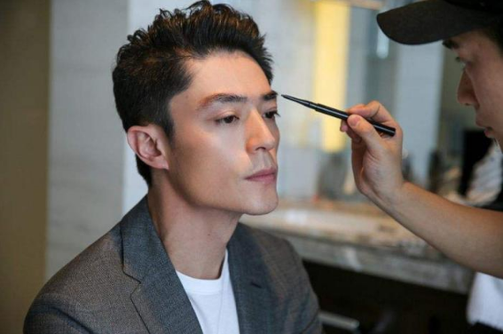 靳东|直言不参加真人秀的4大男星, 前3位都做到了, 第4位却被打脸了