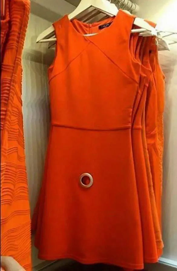 「」“点了份生蚝让老板多放蒜蓉，结果...”掀桌子也不过分吧？