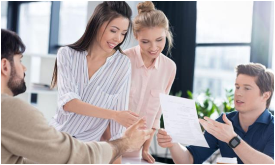 【】领导说“辛苦了”,不要说“不辛苦”,高情商的人都是这样回答的