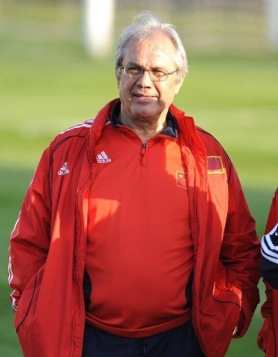 『中国足球』中国足球的“老鼠屎”！公开骂时任国足主帅，郑智都被迫礼