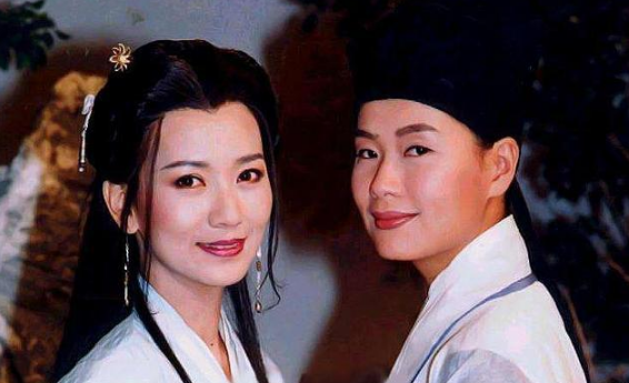 『新白娘子传奇』这部剧酷似新白娘子, 连演员和反串都一样, 却因内容太大胆被封杀