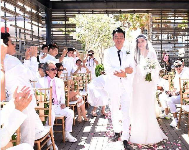 『演唱会』与谭咏麟是好友,生意破产欠债2亿,67岁开演唱会座无虚席