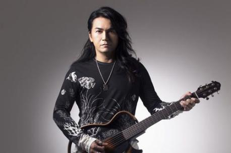 【薛之谦】他40岁靠翻唱一曲成名，翻唱的歌火过原唱 复出后变这样