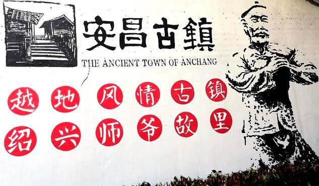「江南古镇」看到这座江南古镇，古朴的建筑风格，简直就像是画中的景色