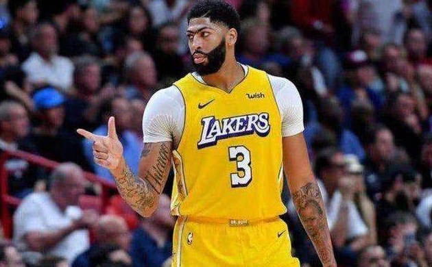 詹姆斯·哈登■NBA最适合哈登的五个队友:威少垫底,汤神第四,榜首实至名归!