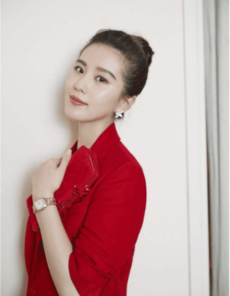 #杨幂#杨幂刘诗诗十年前埃及游客照流出,如今刘诗诗没变,杨幂却判若两人!