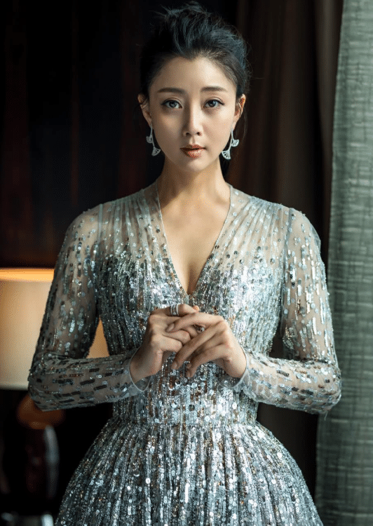 结婚|她曾迷死一大片男人，却不结婚不生孩子，今41岁甜的像个水蜜桃