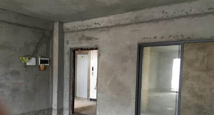 |家有“抠门”老婆，不愿装修，直接住进“毛胚房”！邻居却来效仿