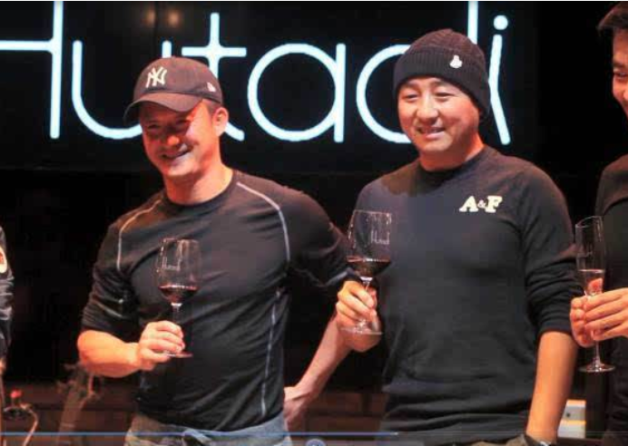 战狼|他是吴京的发小,一线乐队主唱,却被吴京骗去演《战狼》的大反派