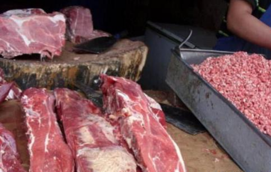 #牛肉#“假牛肉”是怎么做成的？看到原材料后，再也不敢买便宜牛肉了
