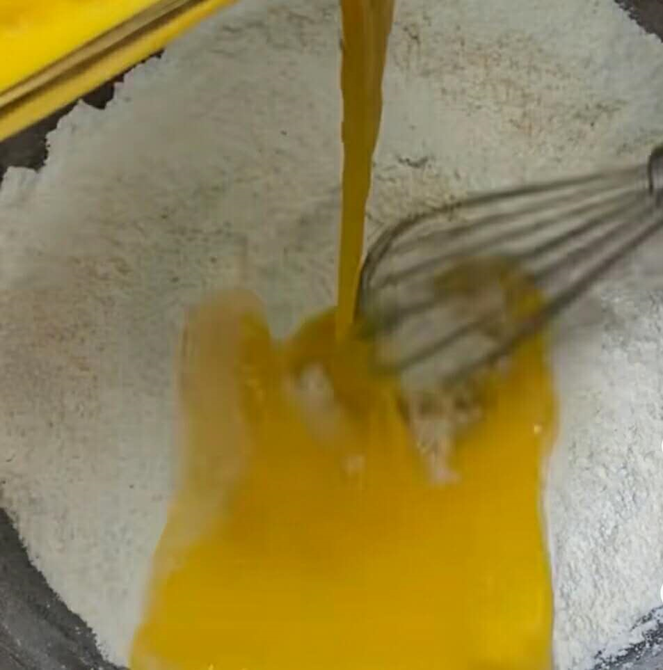 【面粉】教你做马拉糕香甜松软，甚是美味，百吃不厌，做法简单