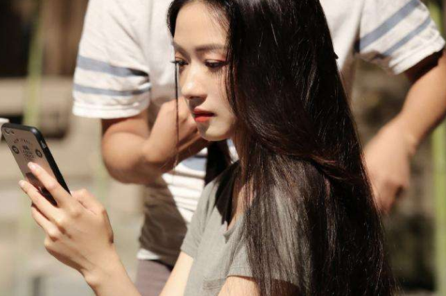 结婚|“以为是单身，其实已结婚”的四位女明星，甚至都已经做了妈妈！