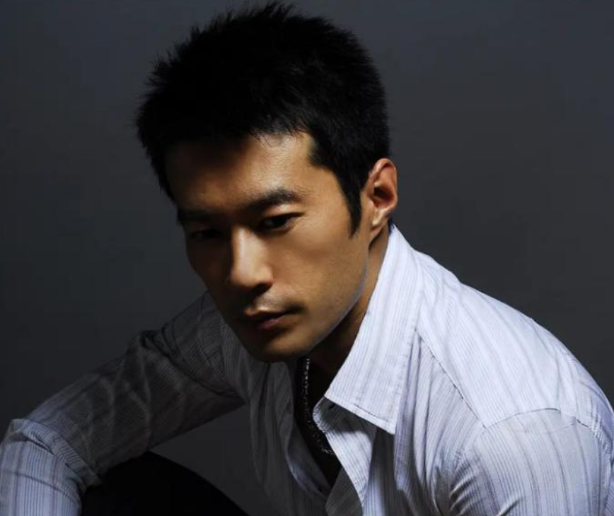 他的"项羽"一角至今无人超越,46岁被陈思诚拽去救场,不料却爆红全国!