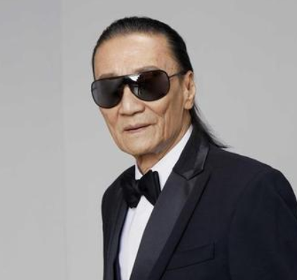 吴尊■“帅过儿子”的明星老爸，吴尊老爸真冻龄，陈赫被亲爹“秒杀”