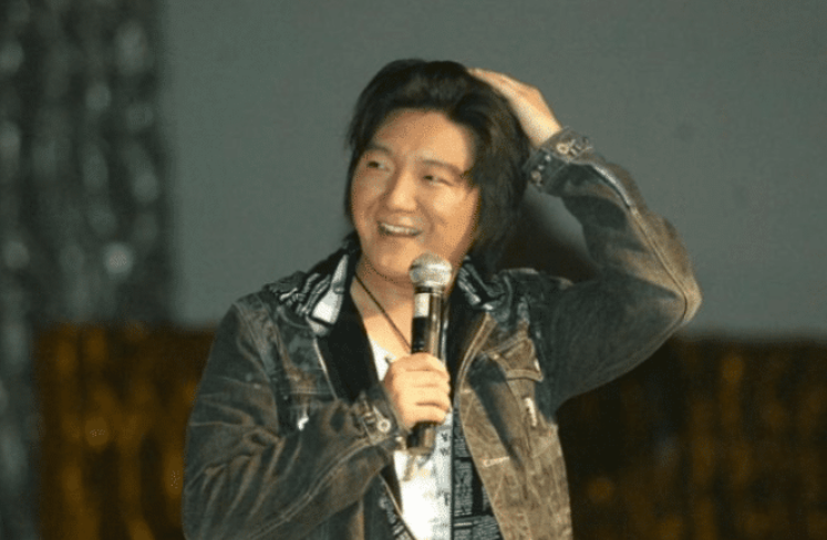 周杰伦|一首歌就“纯赚”九个亿,不仅家喻户晓还被写进教材,这是什么“神仙歌曲”?