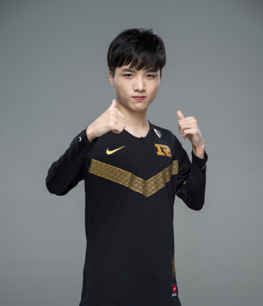 RNG|RNG上野不敌LGD或无缘季后赛,RNG小虎上热搜:退役?