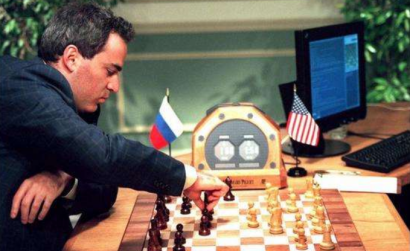 |华为取经，联想收购，专利全球第一，蓝色巨人IBM的成长绝对经典