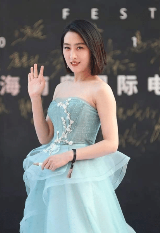 李小璐|104斤马苏与84斤李小璐,网友:就相差20斤,到底差在哪里了?