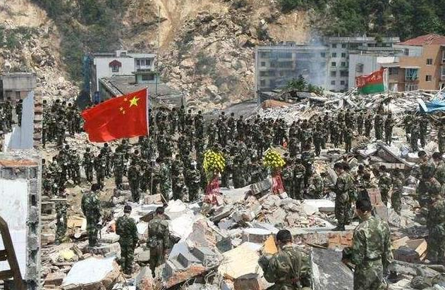 【高原】为何如今无人敢惹中国?只因12年前的一次意外,展现中国真正实力