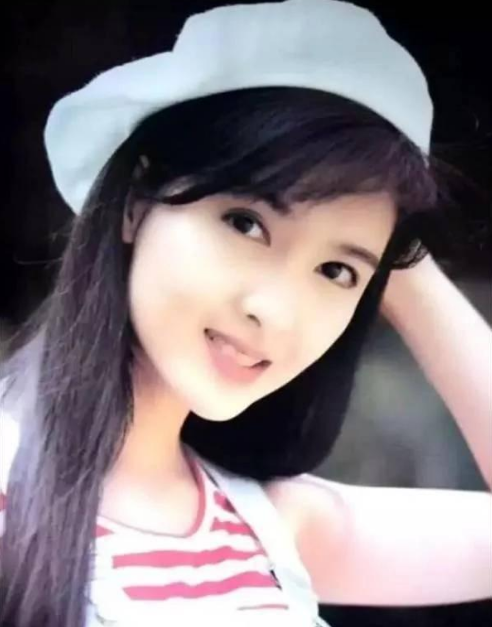李嘉欣|李嘉欣：这是我的18岁！周慧敏：这是我的18岁，蔡少芬：你们让让