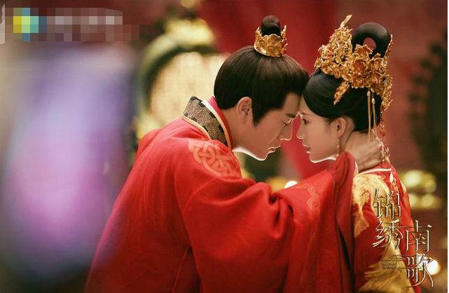 锦绣南歌|不输朱一龙毛晓彤新剧，第一集就惊心动魄，国内编剧终于下了狠手