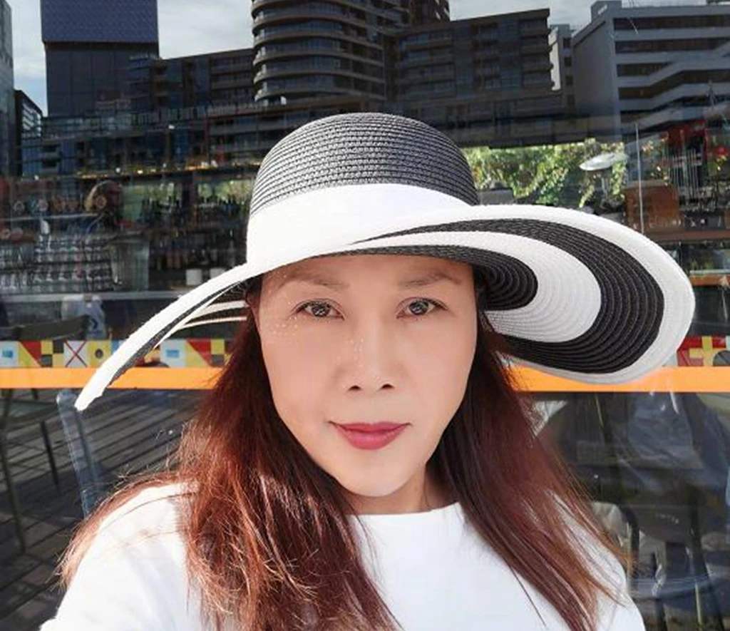 林志炫|“乐坛一姐”田震，当年在颁奖典礼上摔话筒拒绝领奖，如今她怎么样了？