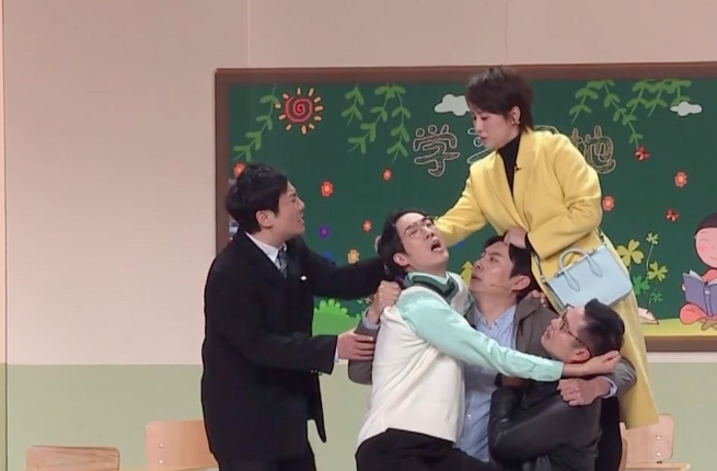 春晚|他上春晚6次失误了3次,但每一次失误都成经典,网友:难怪能红