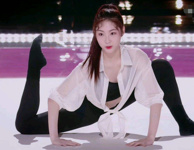 创造营2020:《创3》的敖心仪第二轮出局?曾在韩国出道稳居C位,如今却向人气低头