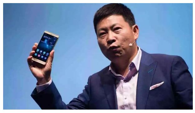 华为|光刻机将成废铁？华为“重磅”出现，网友感慨：厉害了，华为
