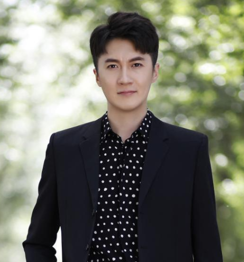 谢娜|《回家的诱惑》已播出10年，男三号片约不断，男1男2却不温不火