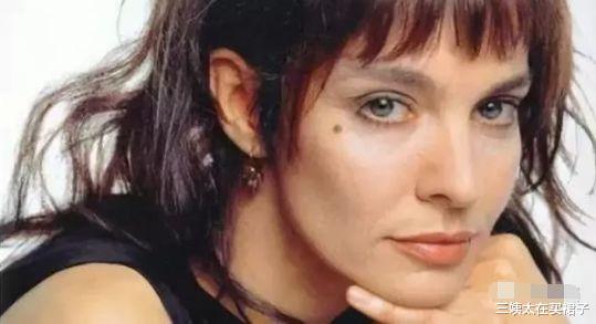 三姨太在买裙子 巩俐二婚对象71岁!并且他整个人生都在收割影后,或者收割的路上