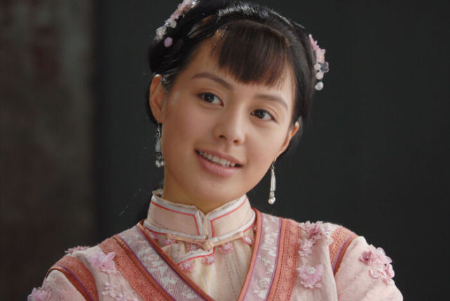 李一桐|她比李一桐还惨！演过38个女一号，却只混了个脸熟