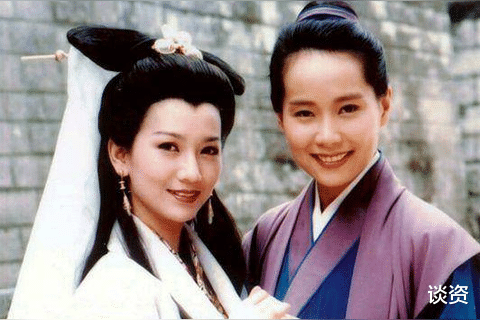 赵雅芝|67岁赵雅芝和儿子合照，气质优雅美丽动人，被网友夸赞像姐弟