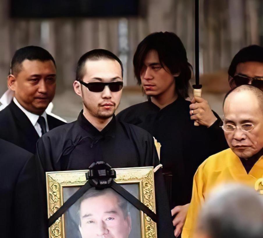 郭德纲|娱乐圈太子爷图鉴：黑帮、皇室、大佬，王思聪和他们相比弱爆了