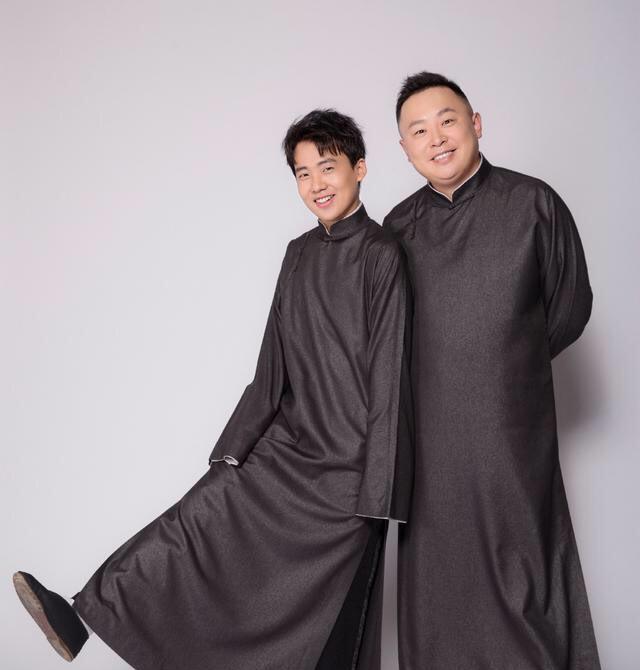 周旭阳嘉应 郭麒麟终于穿大褂了,德云社封箱,又见到了久违的大褂郭麒麟