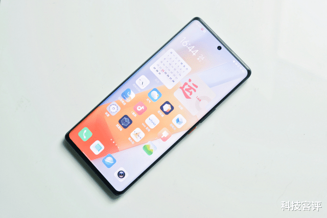 iqoo8|今年的旗舰机型到2022还能打吗？iQOO 8 Pro实际测试