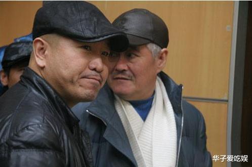 杨钰莹|赵本山徒弟集体剃头上热门，被网友痛批出洋相，赵家班何去何从？