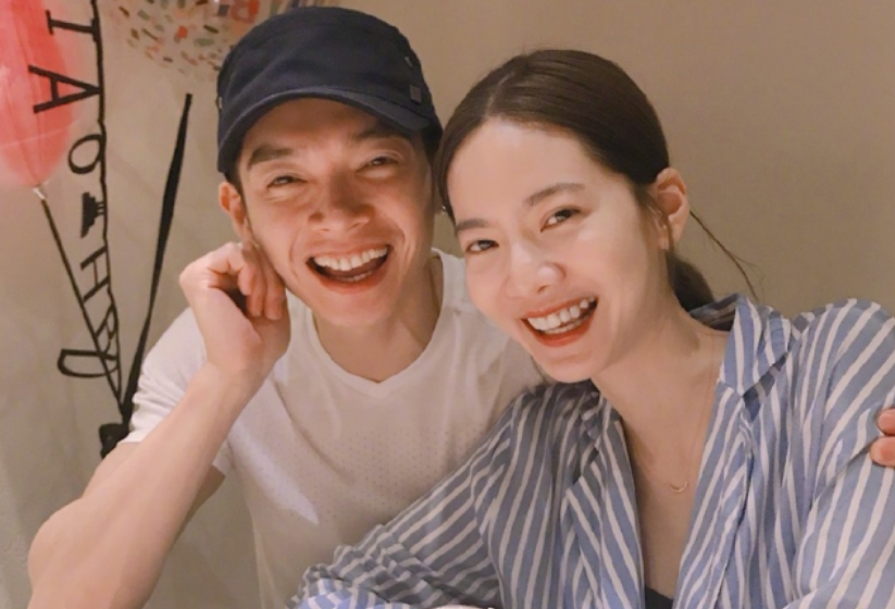 王一博|飞轮海全员吃防腐剂？连当初满眼嫌弃的辰亦儒，如今也当了他颜狗