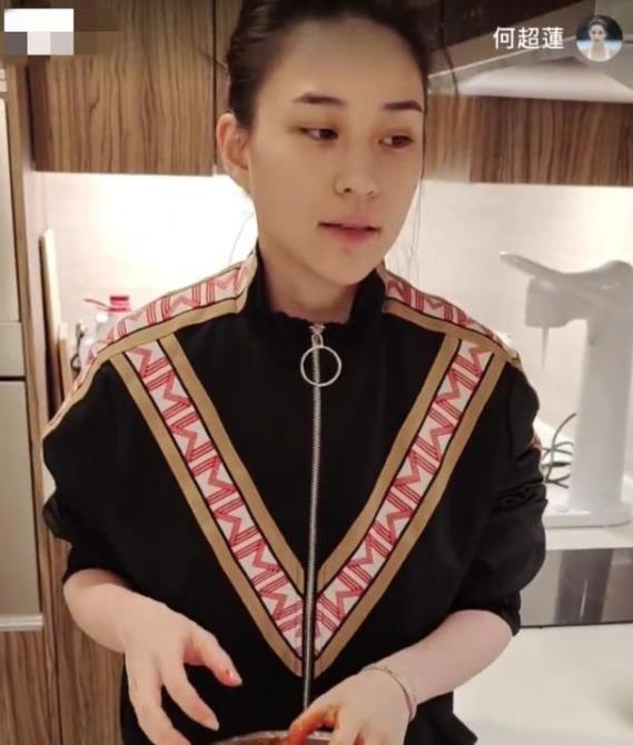 我意中人是个盖世英雄 潘玮柏与邓紫棋聚会！都带伴侣唯独潘玮柏孤身前往，网传他将离婚