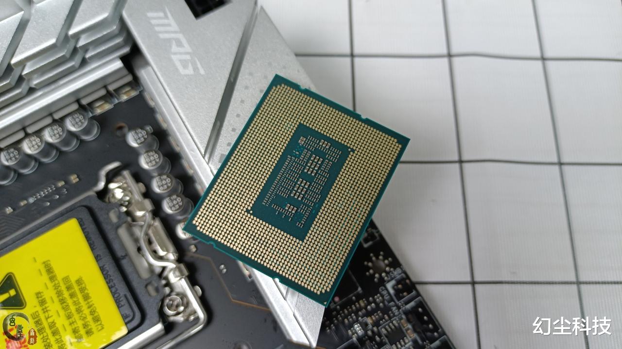 |显卡价格疯涨不止，游戏玩家充满无奈！12000元档游戏配置推荐
