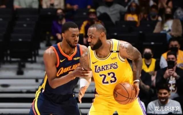 勇士队|勇士到底输在哪里？赛后科尔给出了答案，老詹又一次打服了对手