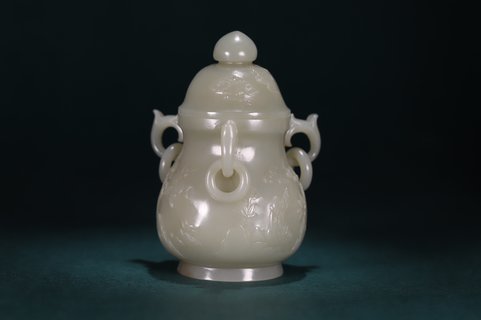 |回流 和田玉三耳盖瓶、和田青玉质