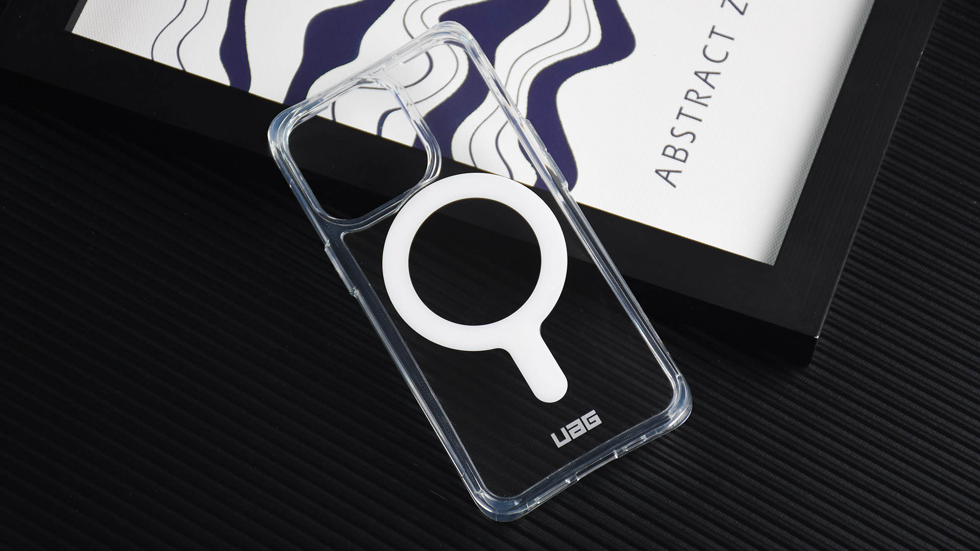 iPhone|UAG钻石系列透明保护壳:给iPhone披上刚硬的外衣