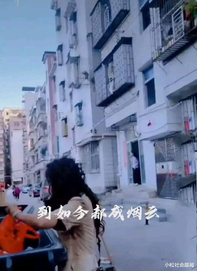 小雯 深圳一女博士流落街头,曾经拥有二套房,只因嫁错人精神失常了