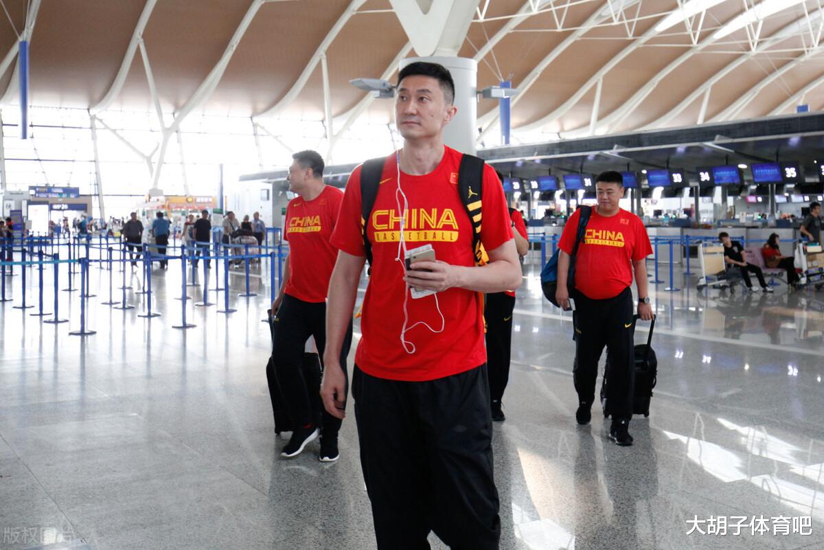 中國(guó)男籃|杜峰晴天霹靂！東京奧委會(huì)突傳重要消息，中國(guó)男籃連折2將遭重創(chuàng)