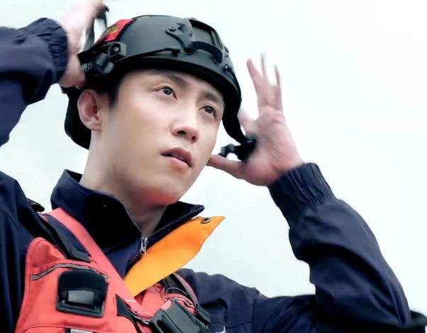 黄景瑜|黄景瑜再出王炸，一连两部新剧上映，告诉你什么是真正的“顶流”