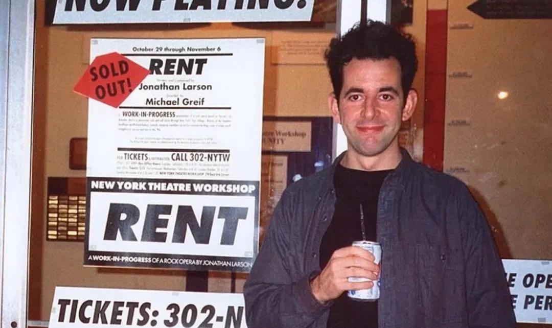 育邻人|组图：“蜘蛛侠”安德鲁·加菲尔德杂志大片，秋日型男风度翩翩