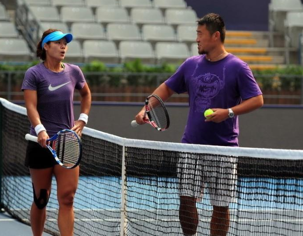 李娜|38岁胡歌“情定”世界冠军，引起网友讨论，她才是真正的人生赢家