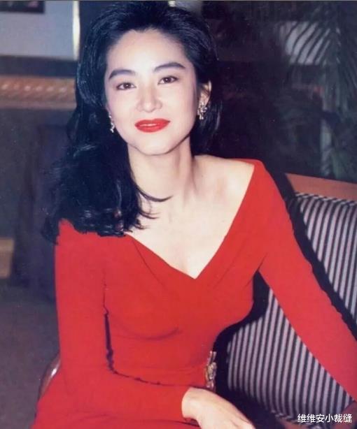 有一种时髦叫：港风复古妆，从眼妆到红唇高级又时髦，美得不像话