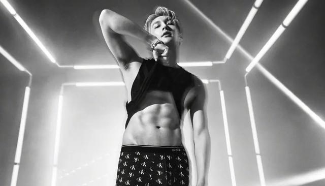 张艺兴|张艺兴因接拍内衣广告被网友群嘲成为了他出道以来为数不多的黑料